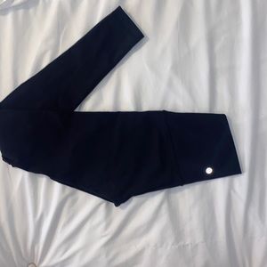 black lulu lemon leggings